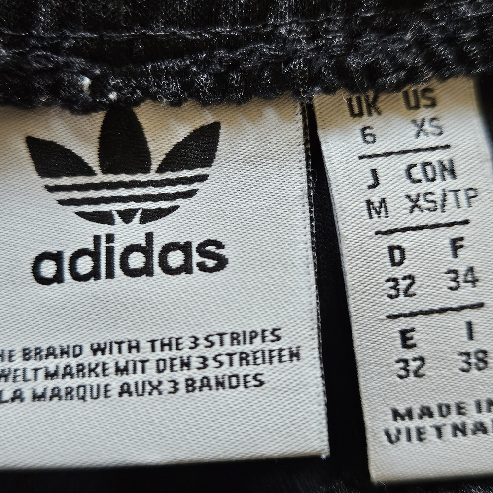 ❌️❌️SOLD❌️❌️Adidas Originals three stripe track jogger black pants women's XS - Picture 10 of 16